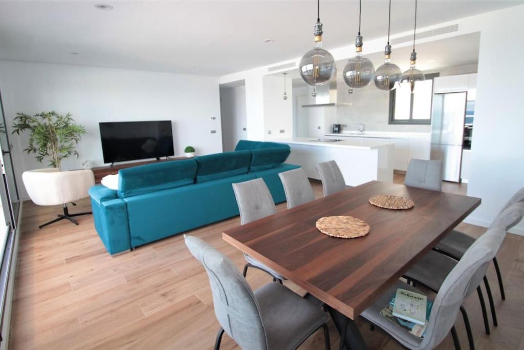 Luxurious Penthouse With Huge Panoramic Terrace Διαμέρισμα San Roque  Εξωτερικό φωτογραφία