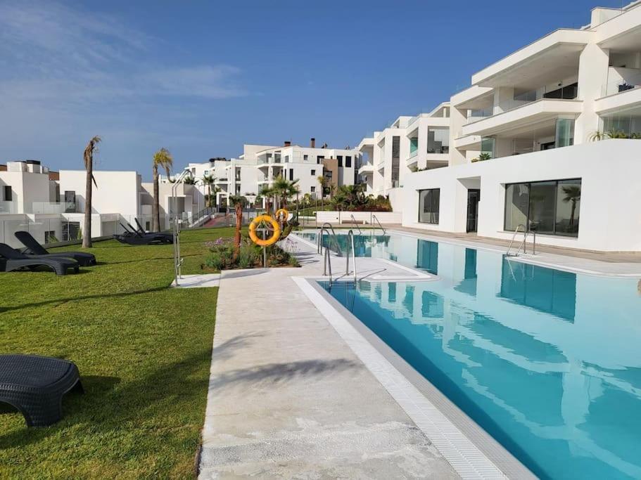 Luxurious Penthouse With Huge Panoramic Terrace Διαμέρισμα San Roque  Εξωτερικό φωτογραφία